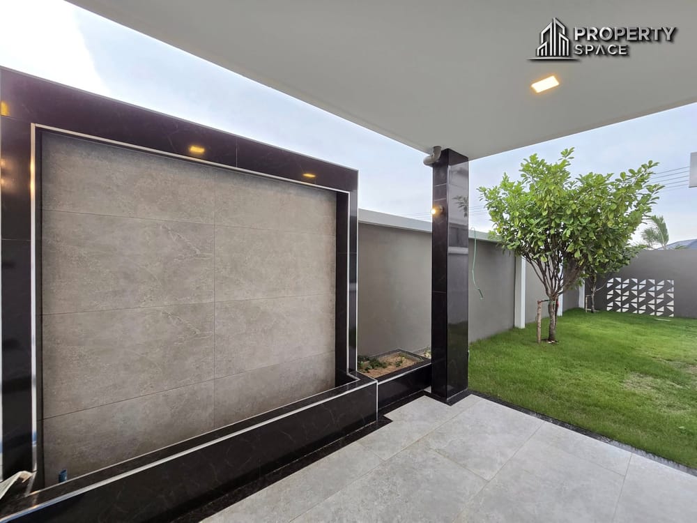 Brand New Luxury 4 Bedrooms Pool Villa in Soi Siam Country Club Pattaya Image 37
