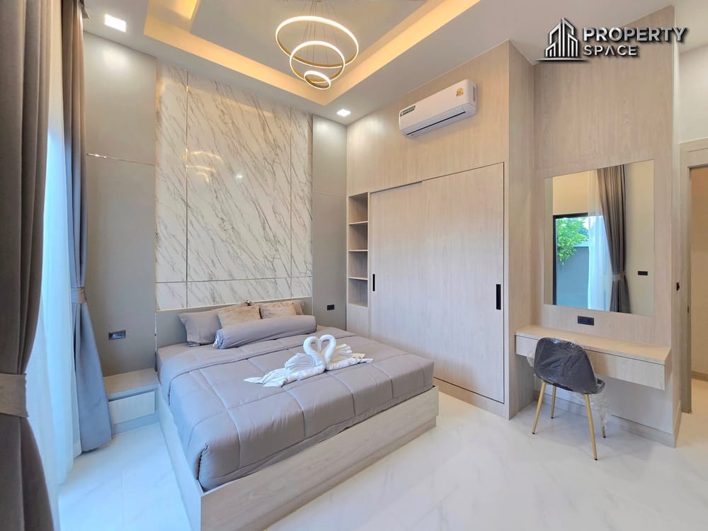 Brand New Luxury 4 Bedrooms Pool Villa in Soi Siam Country Club Pattaya Image 30
