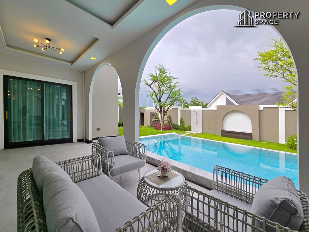 Brand New Luxury 4 Bedrooms Pool Villa in Soi Siam Country Club Pattaya Image 3