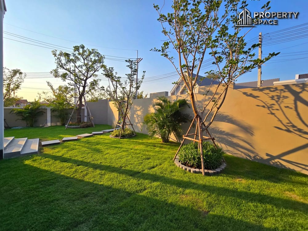 New Nordic-Style 3-Bedroom Corner Pool Villa Near Mabprachan Lake Pattaya For Sale Image 41