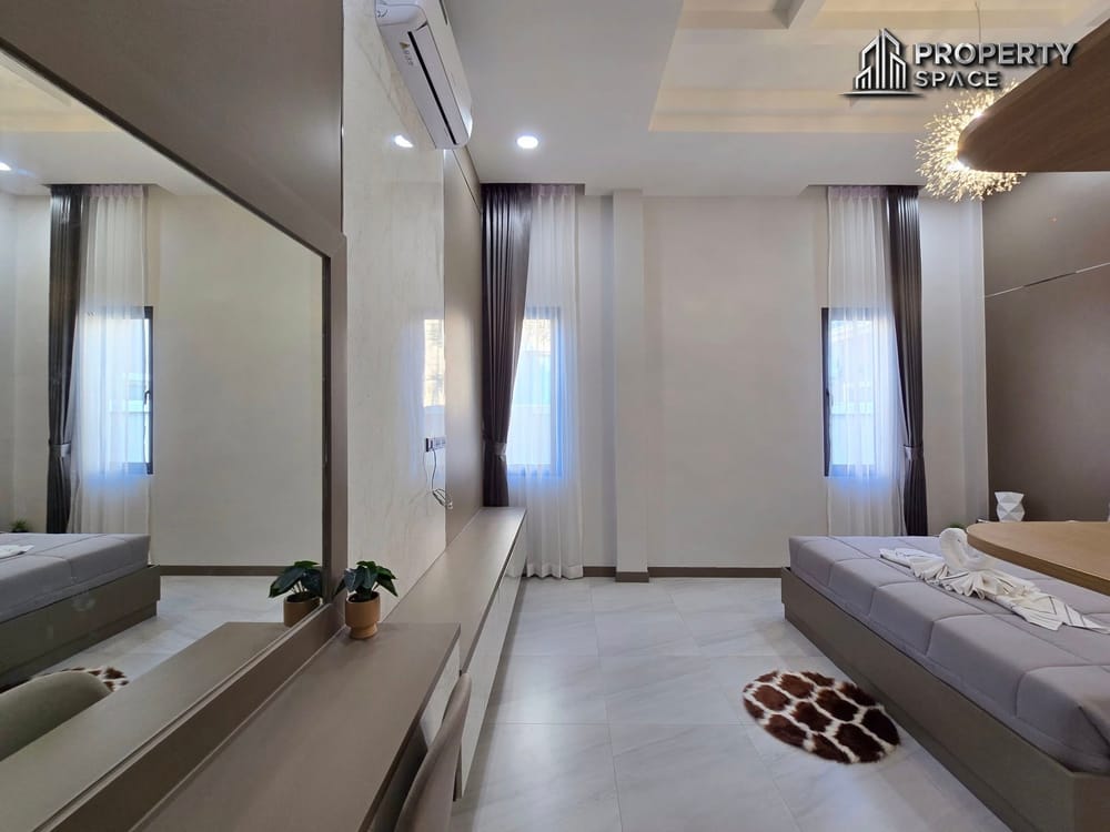 New Nordic-Style 3-Bedroom Corner Pool Villa Near Mabprachan Lake Pattaya For Sale Image 32