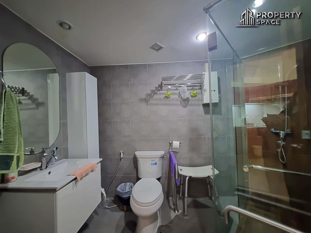 3 Bedrooms In Siam Penthouse Condominium Pattaya For Sale And Rent Image 20