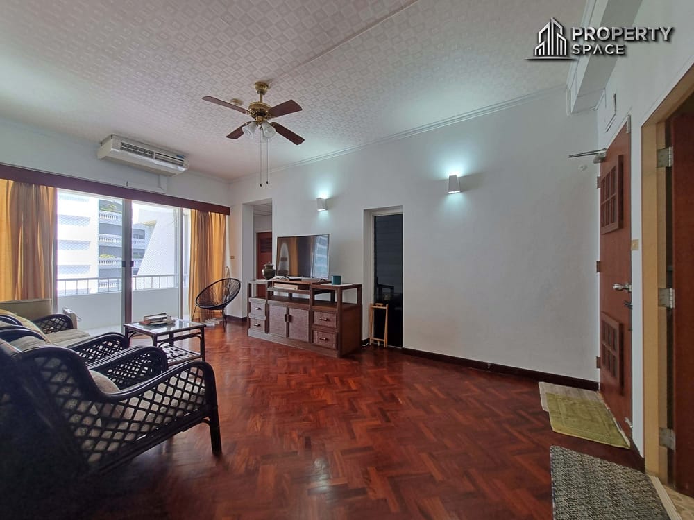 3 Bedrooms In Siam Penthouse Condominium Pattaya For Sale And Rent Image 23