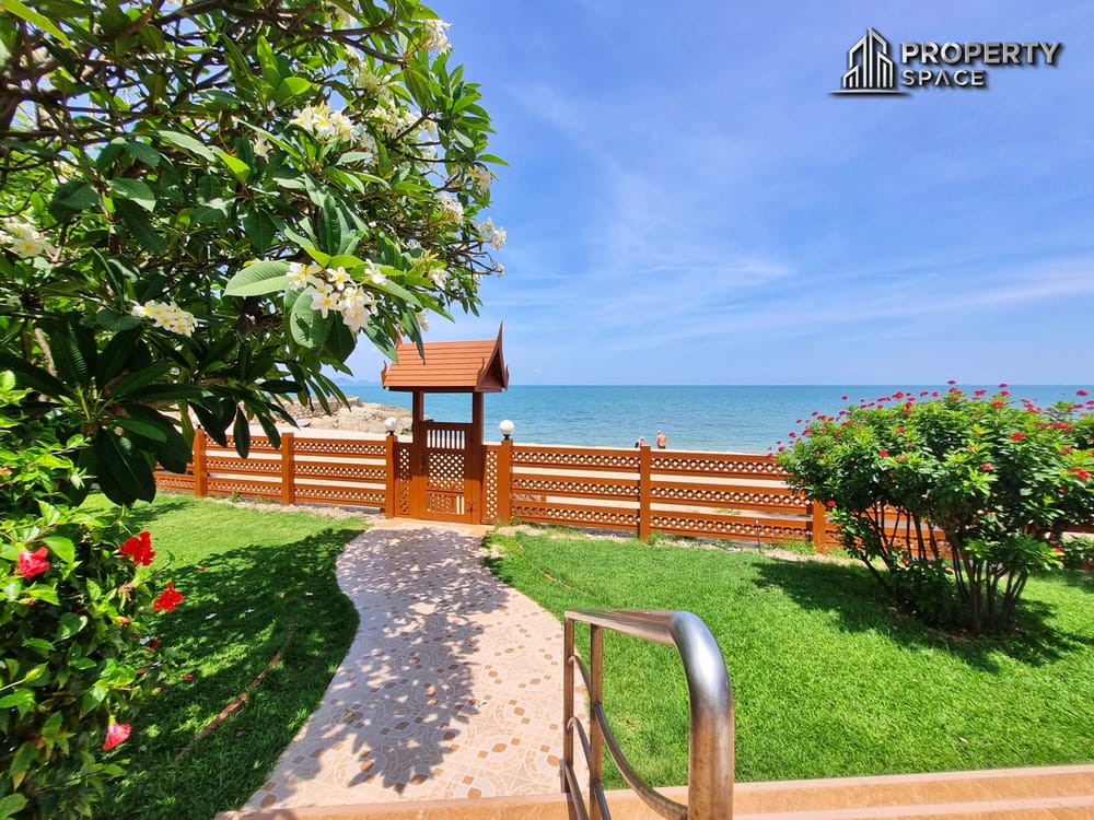 3 Bedrooms In Siam Penthouse Condominium Pattaya For Sale And Rent Image 4