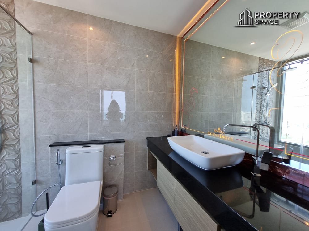 Luxury Sea View 2 Bedroom In Riviera Ocean Drive Jomtien Condo Image 20