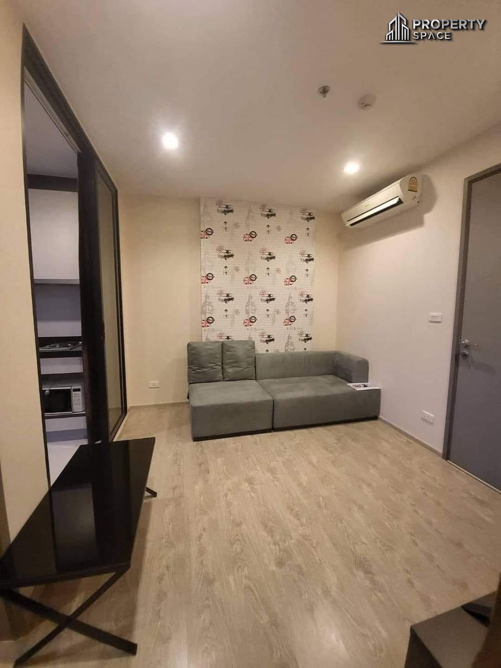 1 Bedroom In The Base Central Pattaya For Sale Image 6