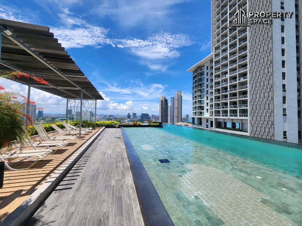High-Floor 1-Bedroom Sea View Condo for Rent at The Riviera Wongamat Image 3
