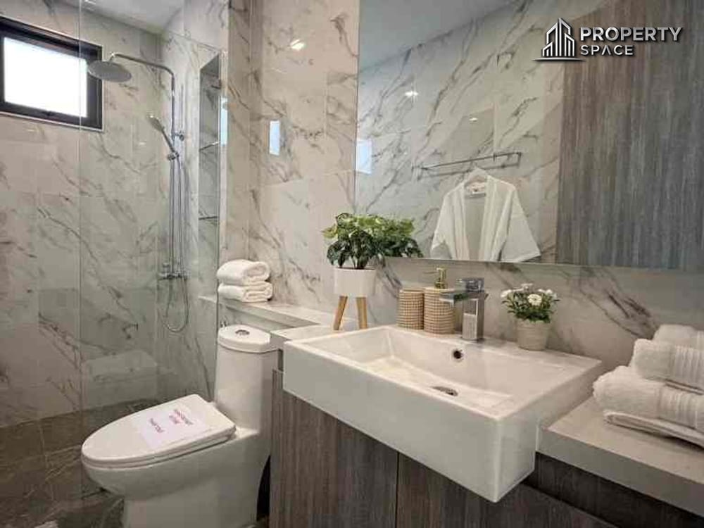 Brand New Luxury 3 Bedroom Pool Villa In East Pattaya Near Chak Nok Lake For Sale Image 14