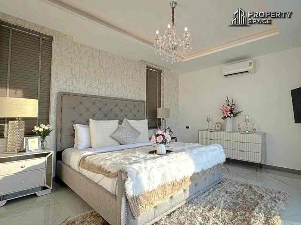 Brand New Luxury 3 Bedroom Pool Villa In East Pattaya Near Chak Nok Lake For Sale Image 8