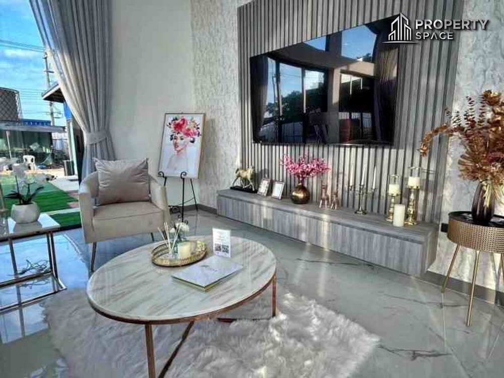 Brand New Luxury 3 Bedroom Pool Villa In East Pattaya Near Chak Nok Lake For Sale Image 6
