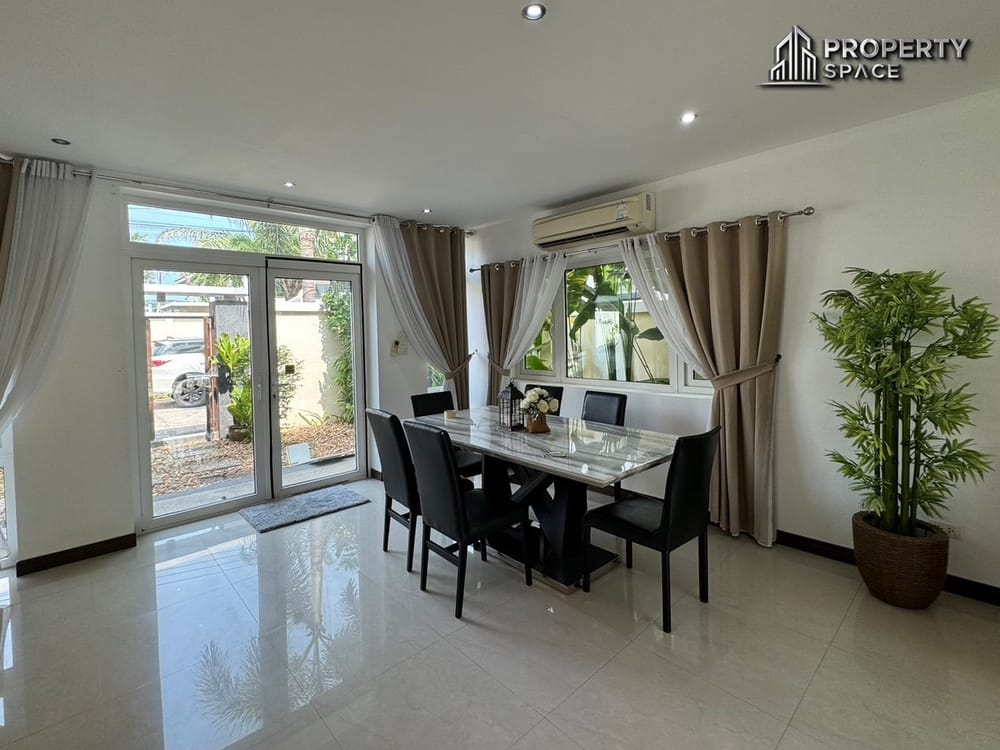 Luxury Modern 4-Bedroom Pool Villa In Jomtien Pattaya For Sale Image 9