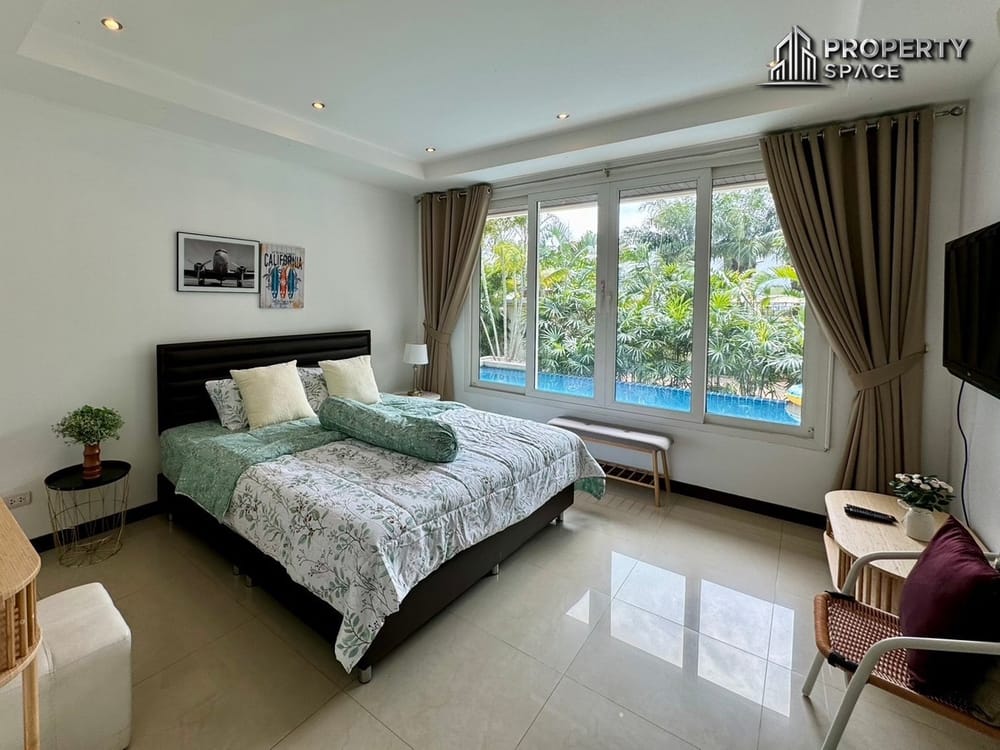Luxury Modern 4-Bedroom Pool Villa In Jomtien Pattaya For Sale Image 10