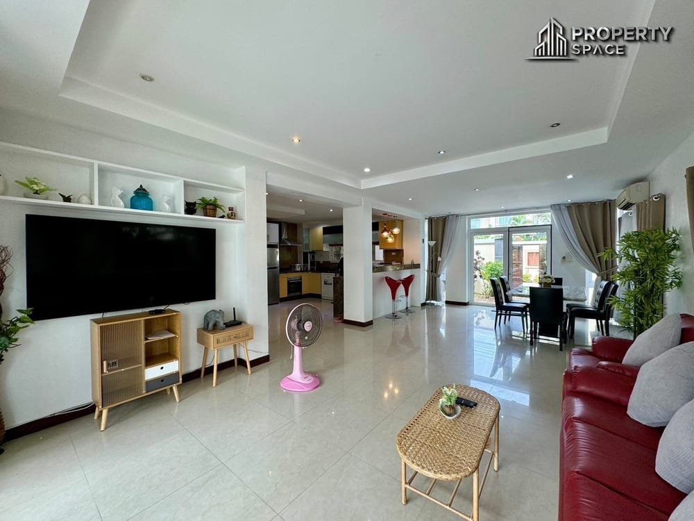 Luxury Modern 4-Bedroom Pool Villa In Jomtien Pattaya For Sale Image 8