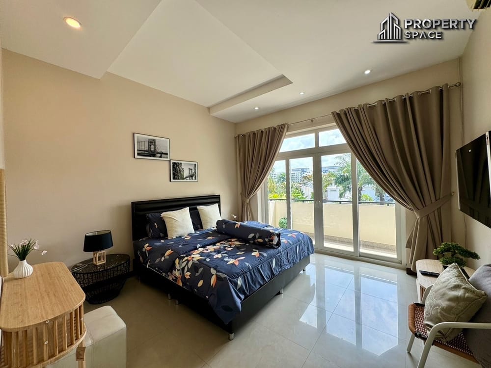Luxury Modern 4-Bedroom Pool Villa In Jomtien Pattaya For Sale Image 12