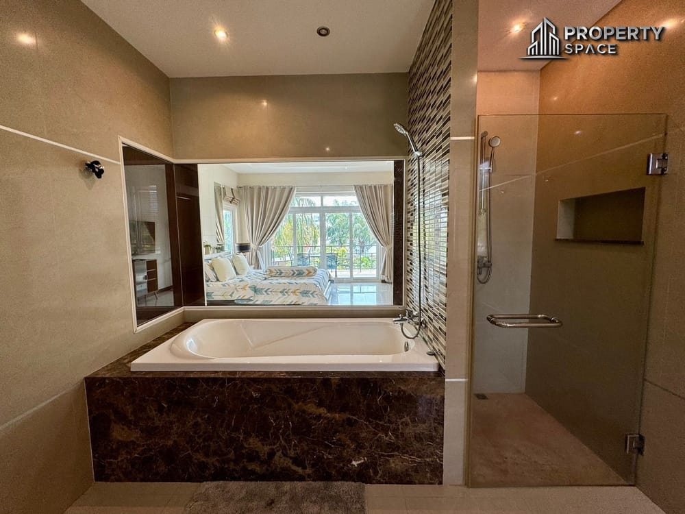 Luxury Modern 4-Bedroom Pool Villa In Jomtien Pattaya For Sale Image 18