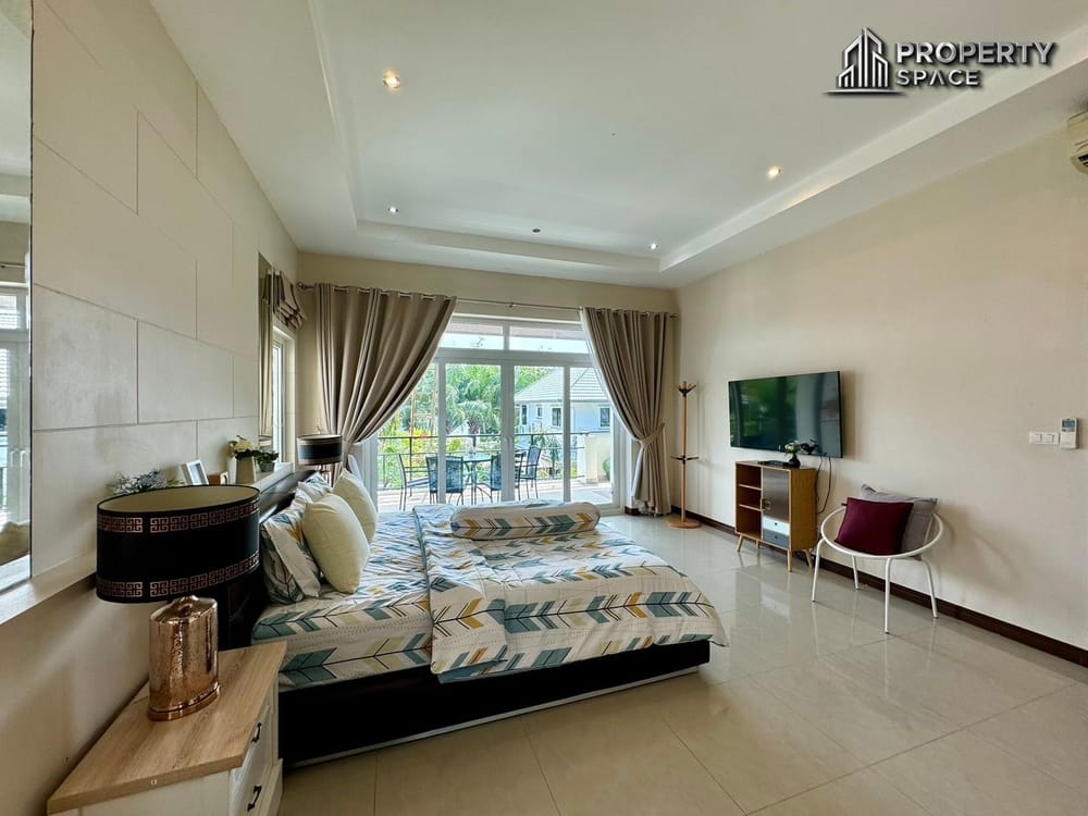 Luxury Modern 4-Bedroom Pool Villa In Jomtien Pattaya For Sale Image 16