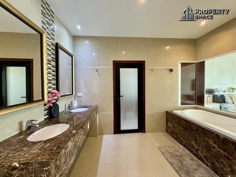 Luxury Modern 4-Bedroom Pool Villa In Jomtien Pattaya For Sale Image 20