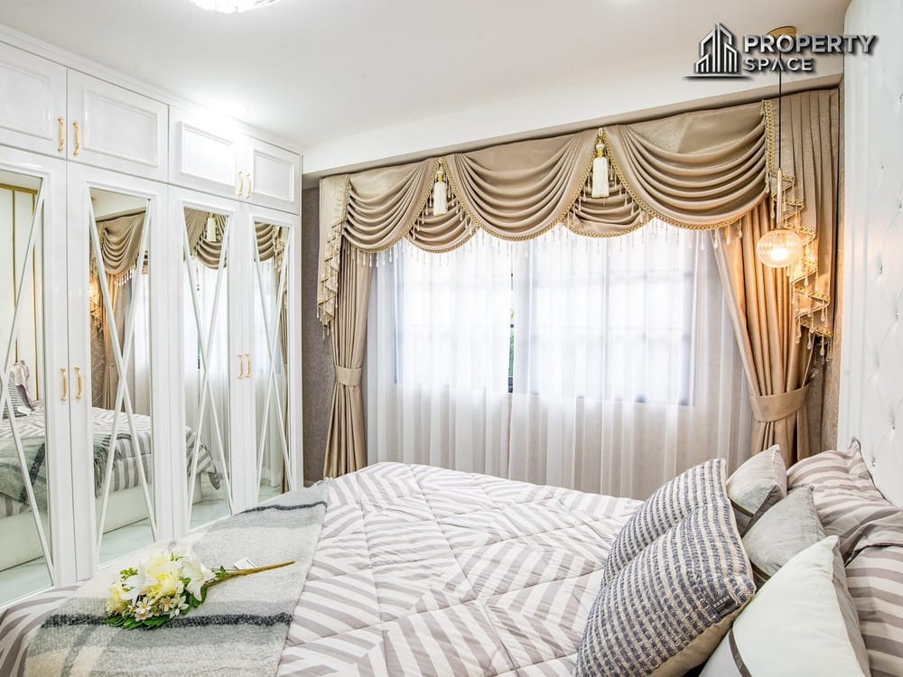 Brand New Luxury 4-Bedroom Pool Villa Near Mabprachan Lake Pattaya For Sale Image 16