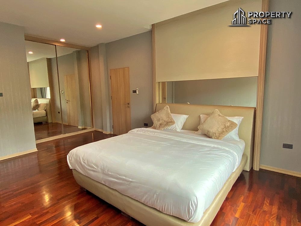Luxurious Thai-Style Pool Villa for sale in Thung Klom-Tan Man, Modern Single-Story Living with Private Pool & Garden Image 27