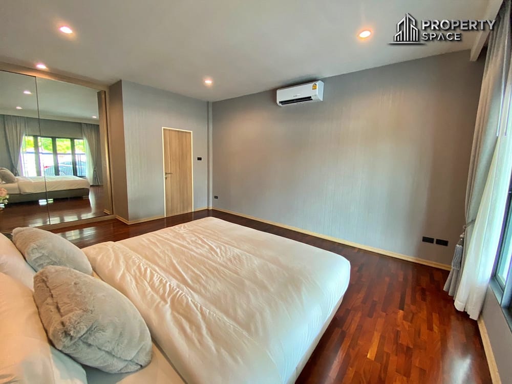 Luxurious Thai-Style Pool Villa for sale in Thung Klom-Tan Man, Modern Single-Story Living with Private Pool & Garden Image 26