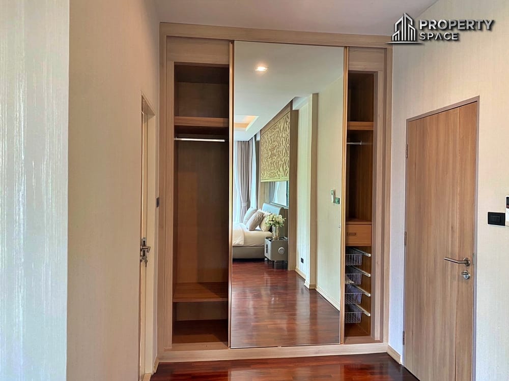 Luxurious Thai-Style Pool Villa for sale in Thung Klom-Tan Man, Modern Single-Story Living with Private Pool & Garden Image 24