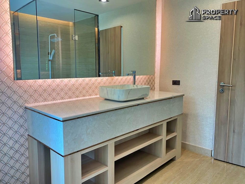 Luxurious Thai-Style Pool Villa for sale in Thung Klom-Tan Man, Modern Single-Story Living with Private Pool & Garden Image 22