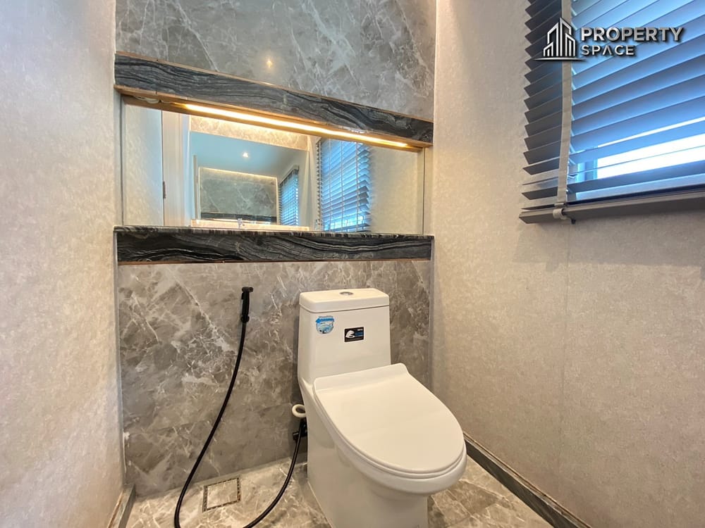 Luxurious Thai-Style Pool Villa for sale in Thung Klom-Tan Man, Modern Single-Story Living with Private Pool & Garden Image 16