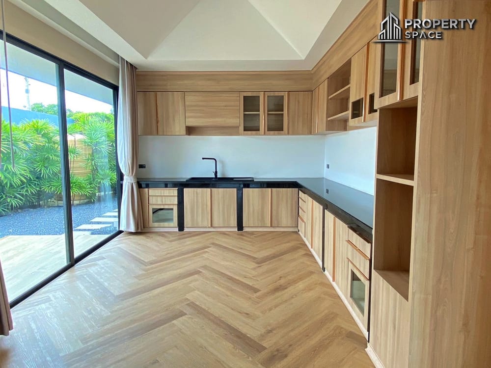 Luxurious Thai-Style Pool Villa for sale in Thung Klom-Tan Man, Modern Single-Story Living with Private Pool & Garden Image 14