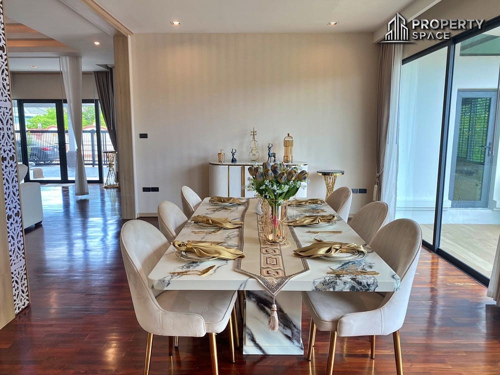 Luxurious Thai-Style Pool Villa for sale in Thung Klom-Tan Man, Modern Single-Story Living with Private Pool & Garden Image 9