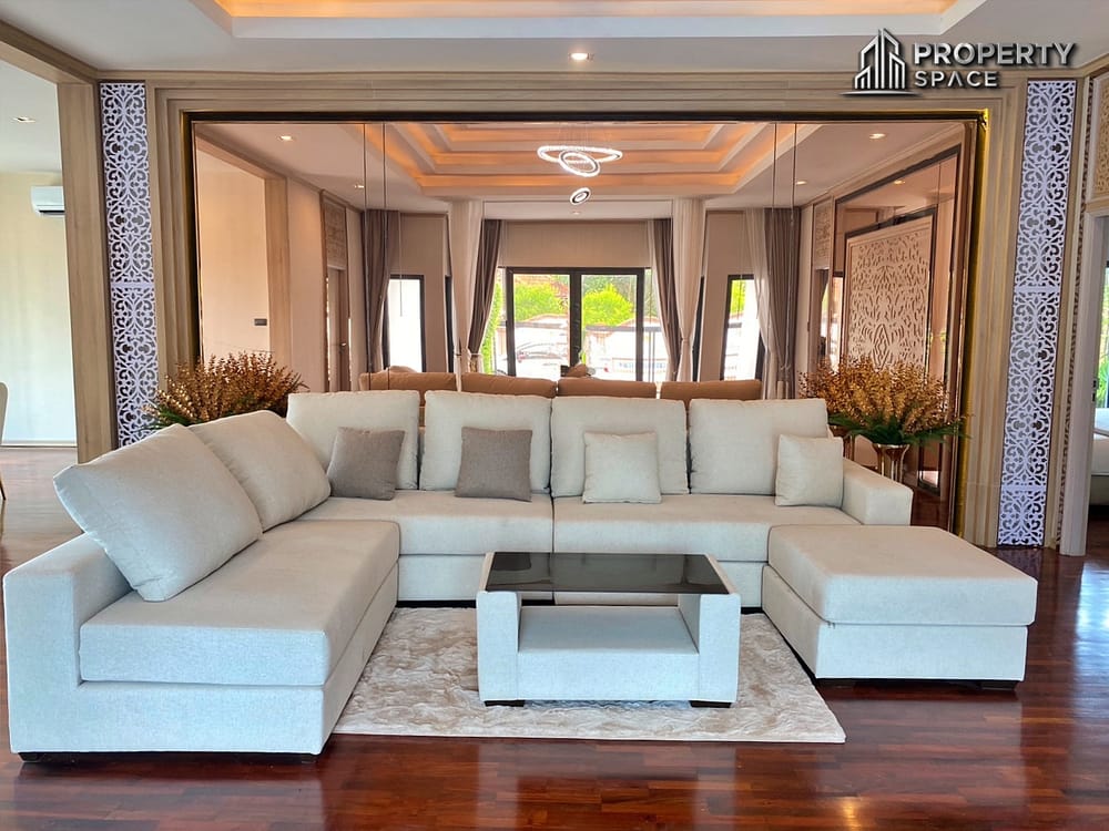 Luxurious Thai-Style Pool Villa for sale in Thung Klom-Tan Man, Modern Single-Story Living with Private Pool & Garden Image 8