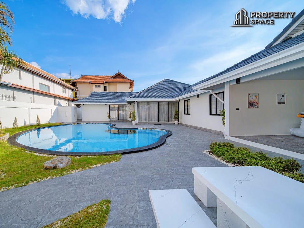 Modern Luxury 3 Bedroom Pool Villa In Mabprachan Pattaya For Sale Image 5