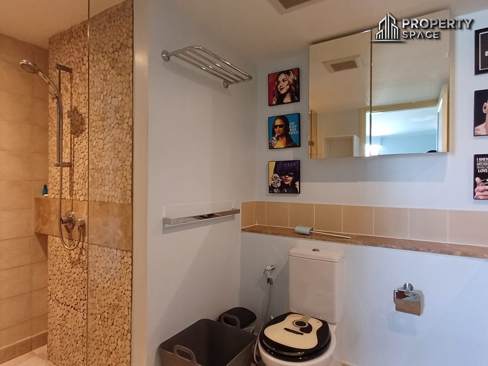 Luxury 1-Bedroom with Sea View at Northshore Pattaya Condo For Rent Image 12