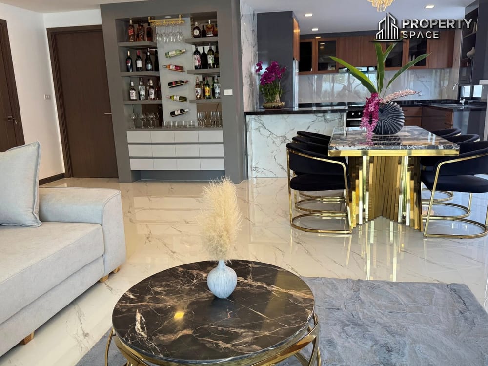 Brand New Spacious 6-Bedroom Modern Pool Villa Near Jomtien Beach For Sale Image 5