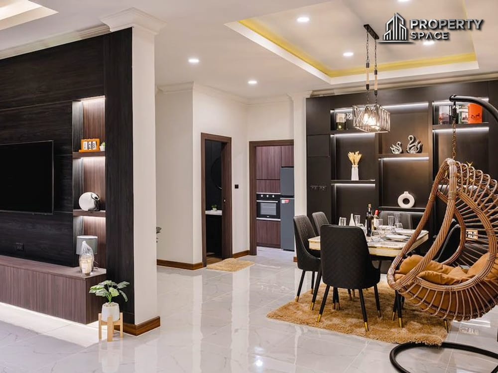 Luxury Pool Villa for Sale in Jomtien Pattaya – Modern 2-Storey Design Close to Beach Image 8