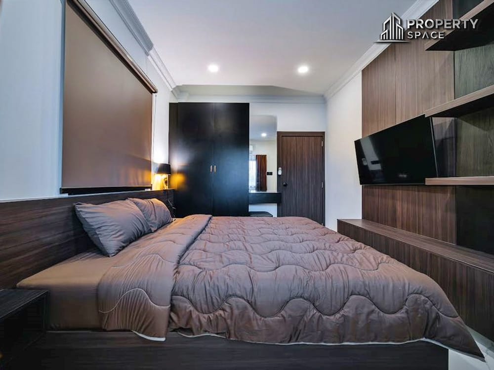 Luxury Pool Villa for Sale in Jomtien Pattaya – Modern 2-Storey Design Close to Beach Image 18