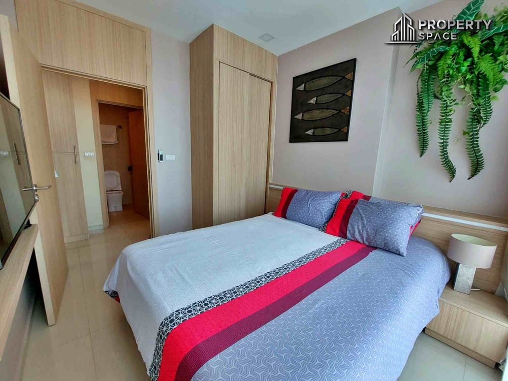 Spacious 2 Bedroom Corner Unit in City Garden Pattaya Condo For Sale And Rent Image 11