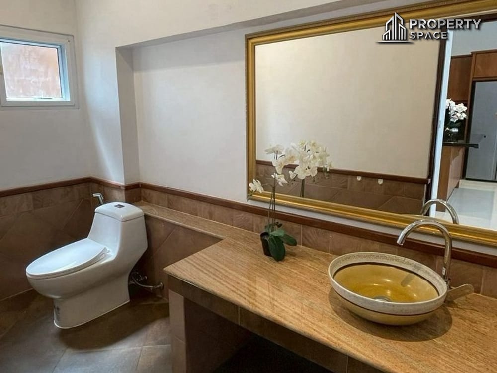 Spacious 3-Bedroom Thai Modern Pool Villa Near Regent International School For Rent Image 16