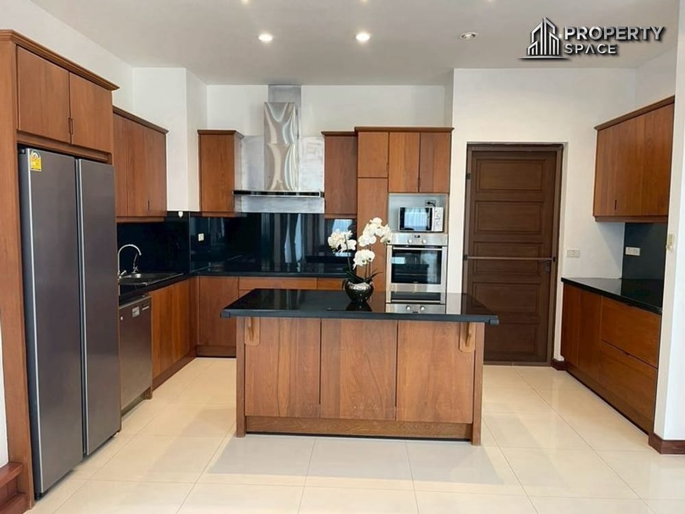 Spacious 3-Bedroom Thai Modern Pool Villa Near Regent International School For Rent Image 8