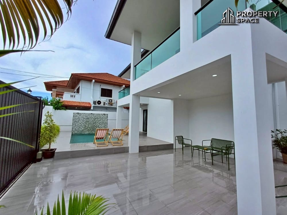 Modern Luxury 5-Bedroom Pool Villa Near Jomtien Beach Pattaya For Sale & Rent Image 4