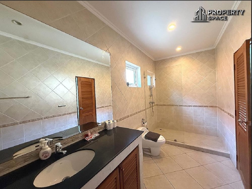 Spacious 5-Bedroom Pool Villa In Prime Location Near Jomtien Beach For Sale Image 20