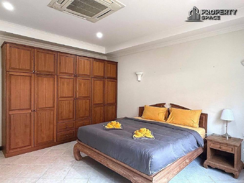 Spacious 5-Bedroom Pool Villa In Prime Location Near Jomtien Beach For Sale Image 12