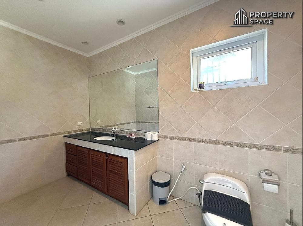 Spacious 5-Bedroom Pool Villa In Prime Location Near Jomtien Beach For Sale Image 26