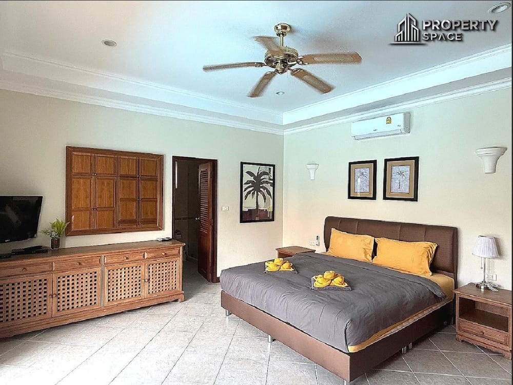 Spacious 5-Bedroom Pool Villa In Prime Location Near Jomtien Beach For Sale Image 22
