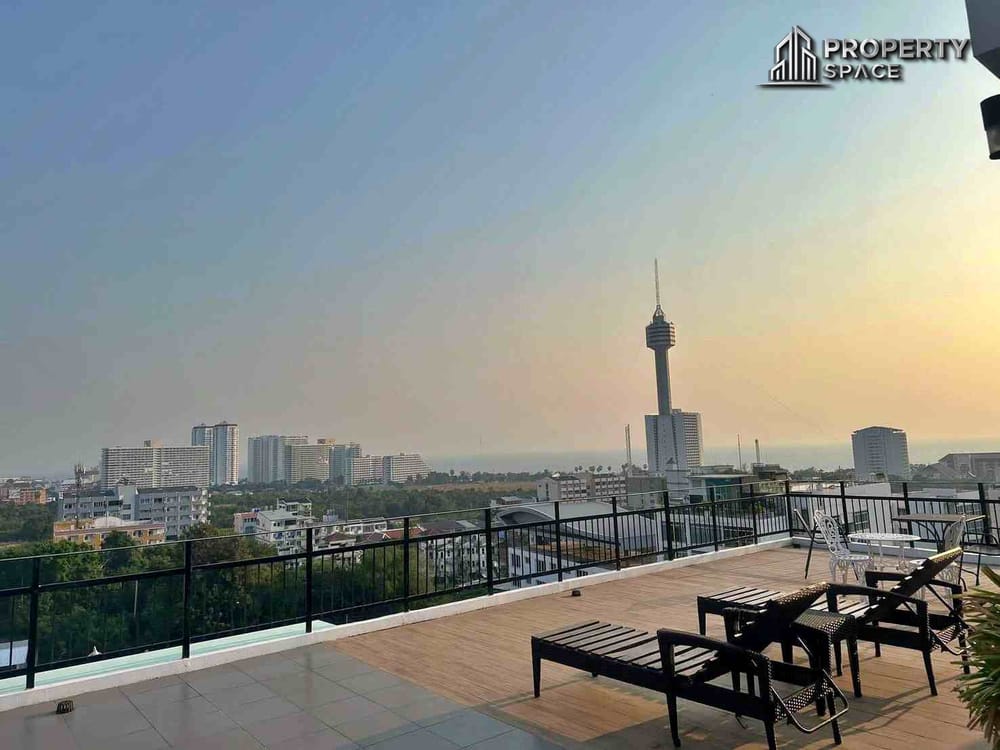 One-Bedroom Modern Loft Living at Estanan Condo Pattaya with Great City Views Image 1