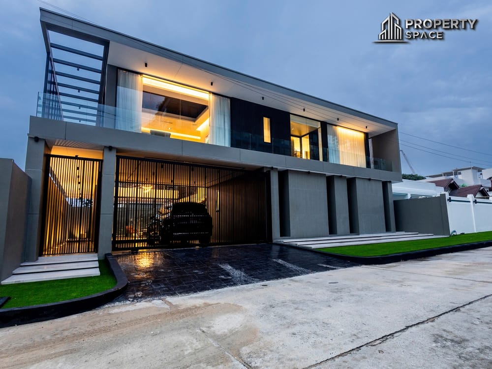 Brand-New Luxury Modern Pool Villa 5 bedroom Near Jomtien Beach For Rent Image 6