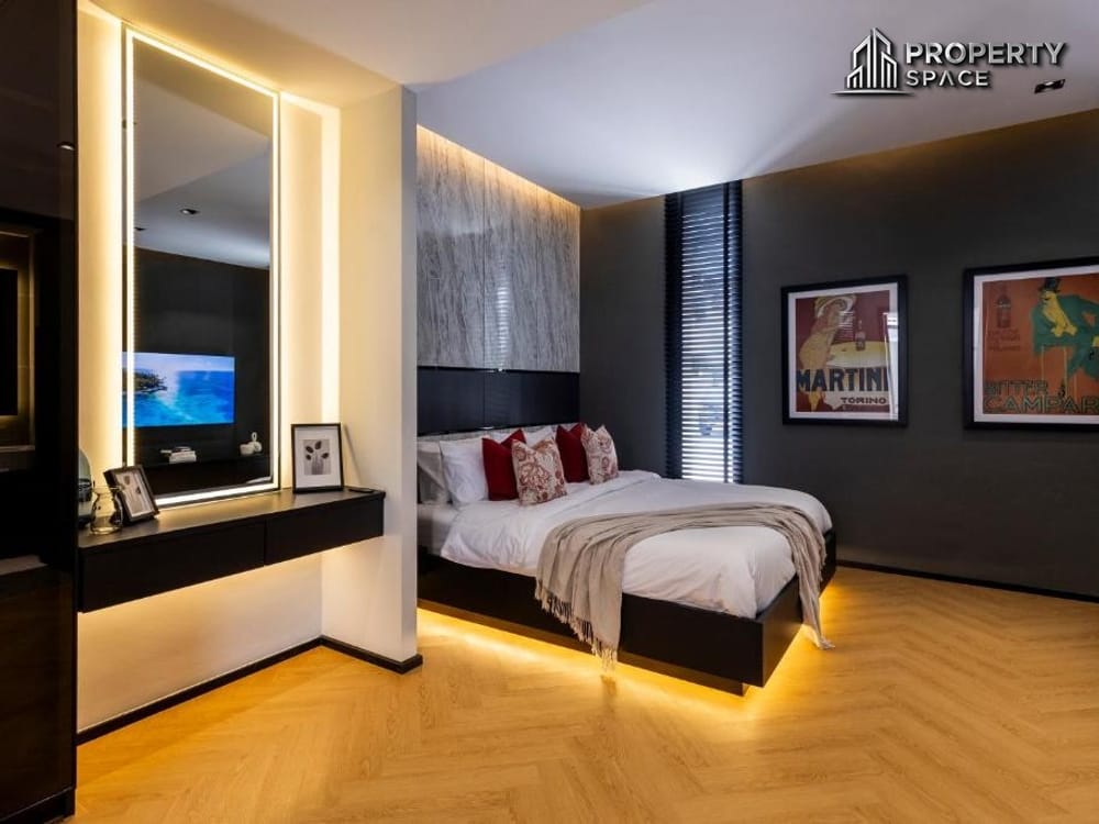 Brand-New Luxury Modern Pool Villa 5 bedroom Near Jomtien Beach For Rent Image 25