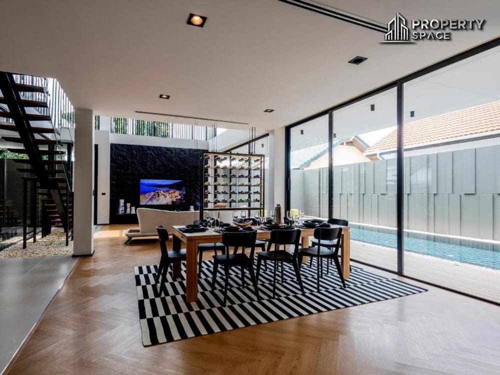 Brand-New Luxury Modern Pool Villa 5 bedroom Near Jomtien Beach For Rent Image 13
