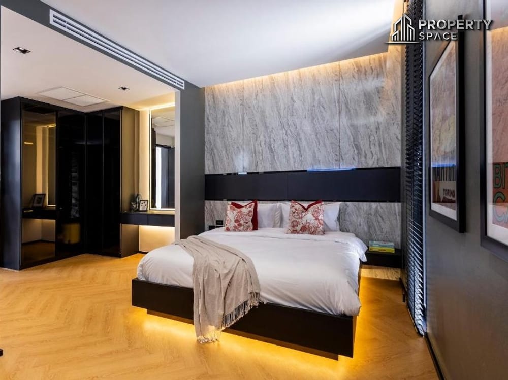 Brand-New Luxury Modern Pool Villa 5 bedroom Near Jomtien Beach For Rent Image 27