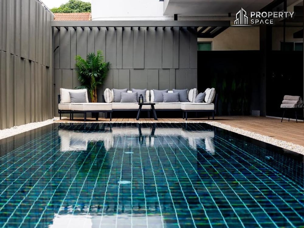 Brand-New Luxury Modern Pool Villa 5 bedroom Near Jomtien Beach For Rent Image 4