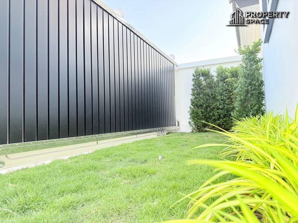 Stunning 3-Bedroom Pool Villa Near Regent International School Pattaya For Sale Image 5